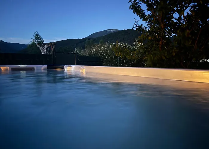 Wellness Ziva 度假居 Blatnica
